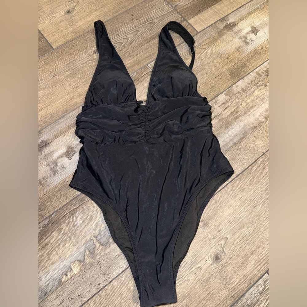 Black One-Piece Swimsuit Popvil Small NWT